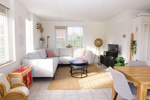 Hello Zeeland - Vakantiehuis Dunen260