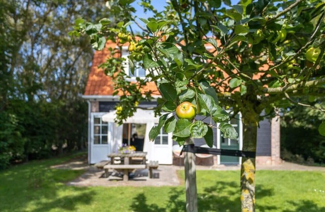 Hello Zeeland - Zeeuwse Liefde "het Kleine Huis"