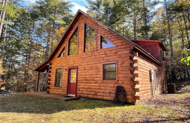 Hemlock Heaven - wooded setting with easy access