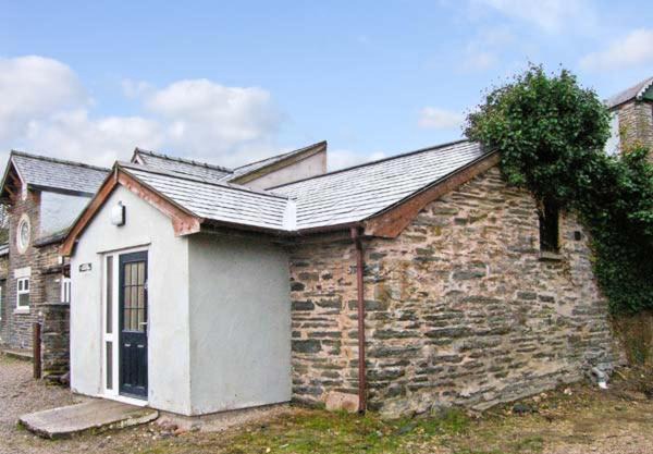 Hendre Aled Cottage 1
