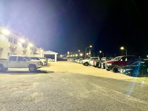 Heritage Inn & Suites