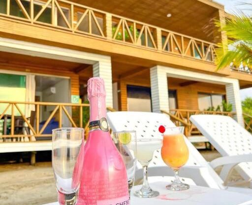 Hermosa Suite para descansar frente al mar en Tolú