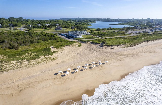Hero King Deluxe, Hero Beach Club, Pool, Meditation Sessions, DT in one Mile