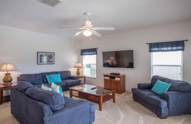 Highgate at Legacy Park - 4 Bed 3 Baths Villa