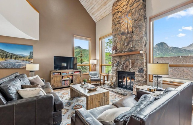Highpoint @ Cascade Village - 2mi to Purgatory, Mountain Views, Resort Amenities