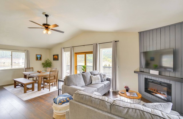 Hike, Fish, Ski & Explore: Cabin Near Breckenridge