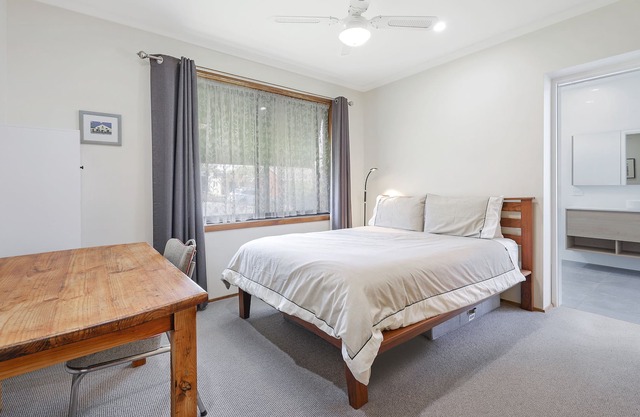 Hillside - Family Orientated Holiday Home