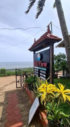 Hillview Beach Resort