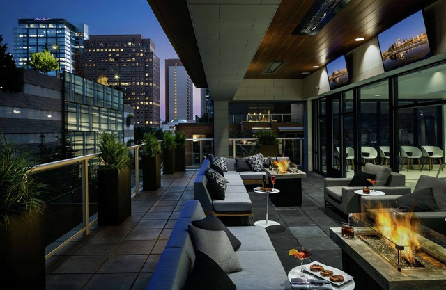 Hilton Garden Inn Seattle Bellevue Downtown, WA