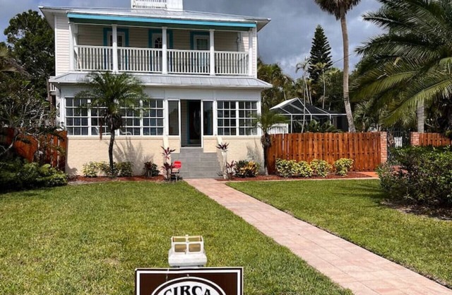 Historic Braddock House