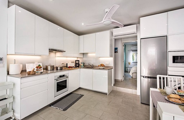 Historical center of Tavira-2 bedroom house with large terrace, garage&free Wifi