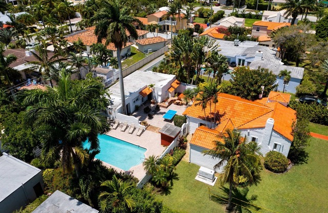 Historical huge Luxy Villa in Hollywood Beach