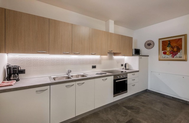 Holiday Apartment “Appartamenti Luna” with Mountain View