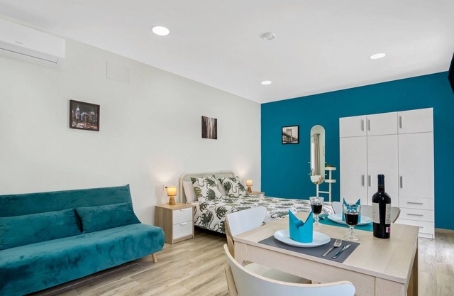 Holiday Apartment "Umihouse 23" with A/C & Wi-Fi