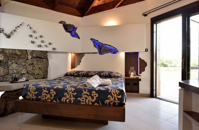 Holiday apartments L'Ea di Lavru nSEA VIEW 2-rooms apartment-TOP INTERIOR DESIGN