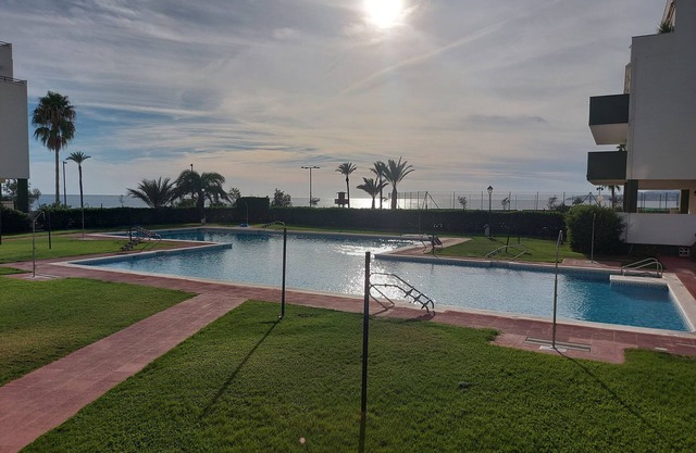 Holiday Apartment Casa Conchita with Sea View, Shared Pool & Wi-Fi