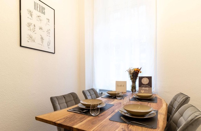 Holiday apartment Chemnitz for 1 - 5 persons with 2 bedrooms - Holiday apartment