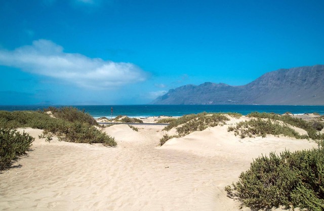 Holiday apartment Famara for 1 - 4 persons with 2 bedrooms - Holiday apartment in one or multi-famil