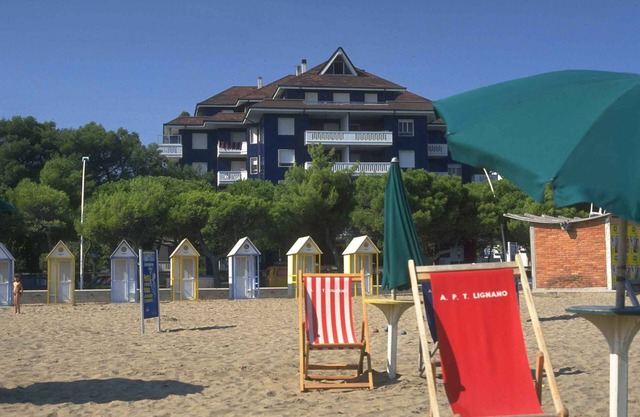 Holiday apartment with balcony, air conditioning and internet
