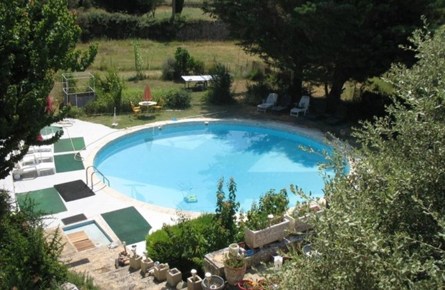 Holiday Home 'Nanou Maison Avec Piscine' with Mountain View, Private Pool and Wi-Fi
