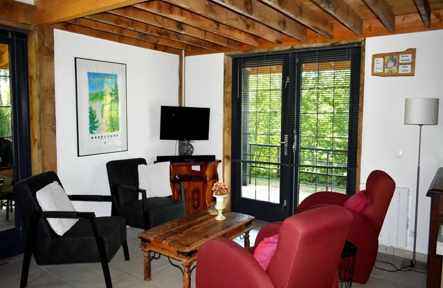 Holiday Home in Saint-Honore near Gorges