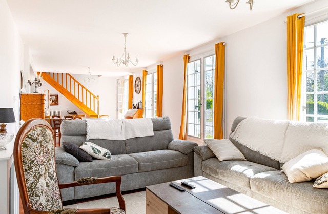 Holiday Home 'La Parenthèse Enchantée' with Private Terrace, Private Garden and Wi-Fi