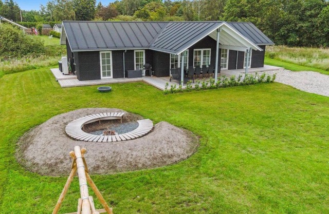 Holiday Home Bryngeir - 750m from the sea by Interhome