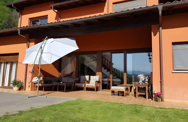 Holiday Home 'Casa Carmen' with Mountain Views