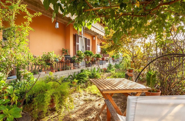Holiday Home "Casa di Brunella" with Terrace & Garden
