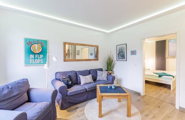 Holiday Home 'Bootshaus' with Private Terrace, Private Garden and Wi-Fi