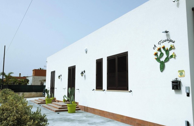 Holiday Home 'Ficurigna' with Private Garden, Wi-Fi and Air Conditioning