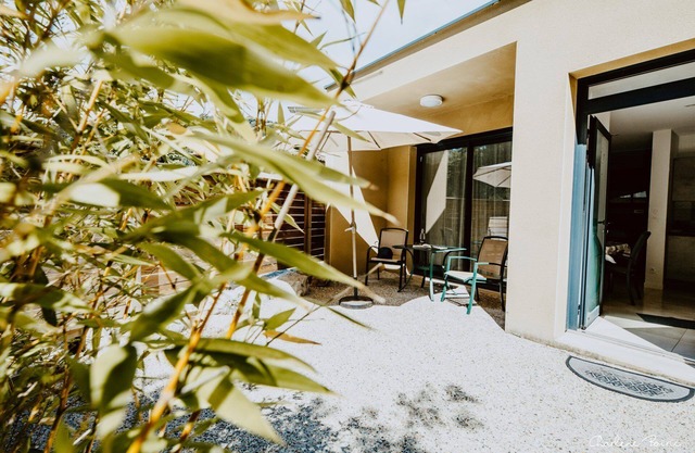 Holiday Home 'Gite Villa T1' with Shared Pool, Wi-Fi and Air Conditioning