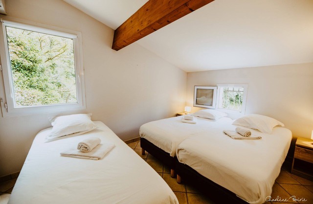 Holiday Home 'Gite Villa T3' with Shared Pool, Wi-Fi and Air Conditioning