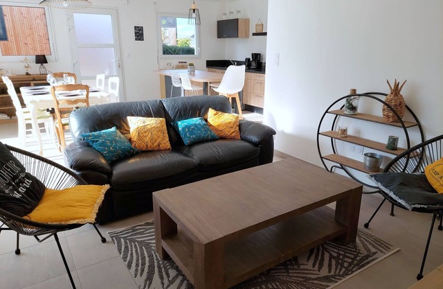 Holiday Home in Brittany near Roscoff Harbor