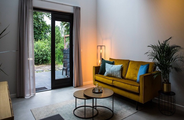 Holiday Home in Vrouwenpolder near Beach