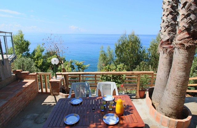 Holiday Home in Ricadi near the Beach
