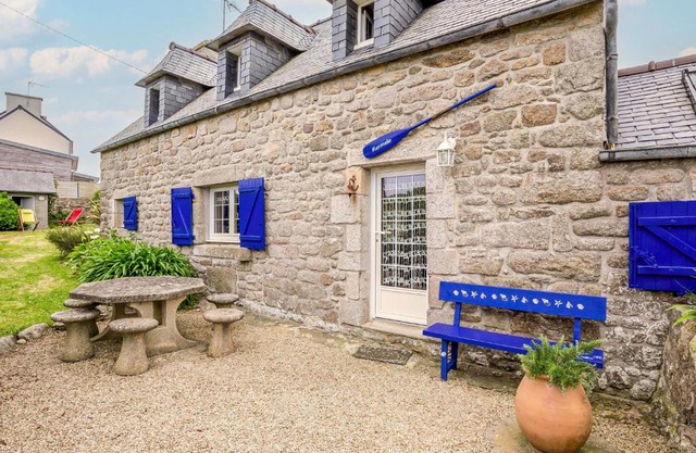 Holiday Home Kermalo - PLC233