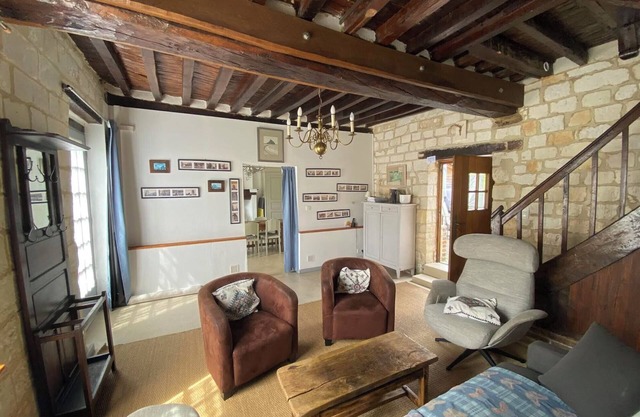 Holiday Home 'La Maison Du Bec' with Private Terrace, Private Garden and Wi-Fi