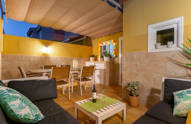 Holiday Home 'Las Velas 37' with Shared Pool, Wi-Fi