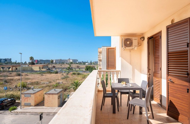 Holiday Home 'Manuela' with Balcony, Wi-Fi and Air Conditioning