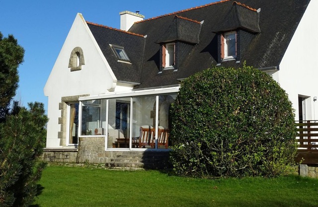 Holiday home on the Pink Granite Coast