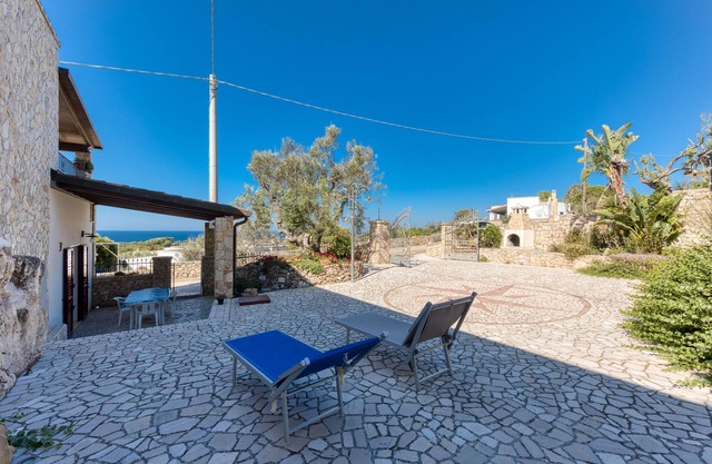 Holiday Home 'Orizzonte Vista Mare' with Sea View, Private Terrace and Air Conditioning