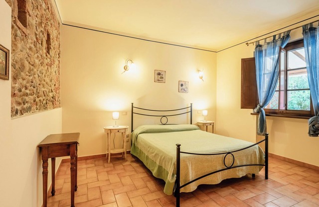 Holiday Home 'Ortensia Verde' with Shared Pool, Wi-Fi and Air Conditioning