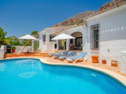 Holiday Home Pascal by Interhome