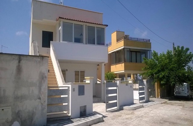 Holiday Home 'Trilo Torre dell Orso 5 posti Pt33' close to the Beach