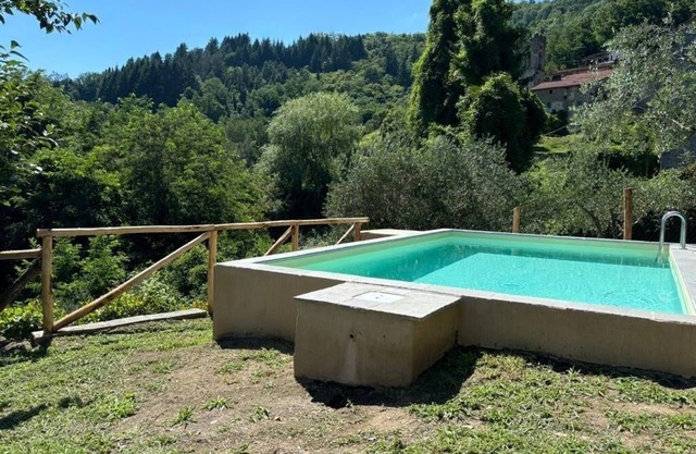 Holiday home with infinity pool