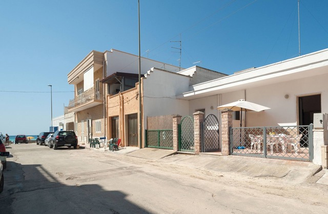 Holiday home with terrace close to the sea - Villa Tetta sul mare