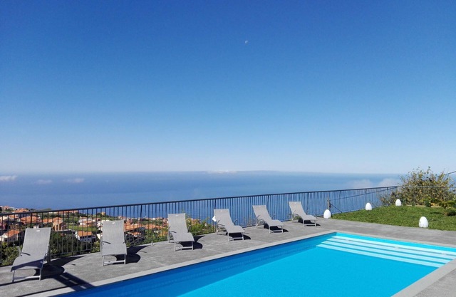 Holiday house Arco da Calheta for 4 - 8 persons with 4 bedrooms - Holiday house