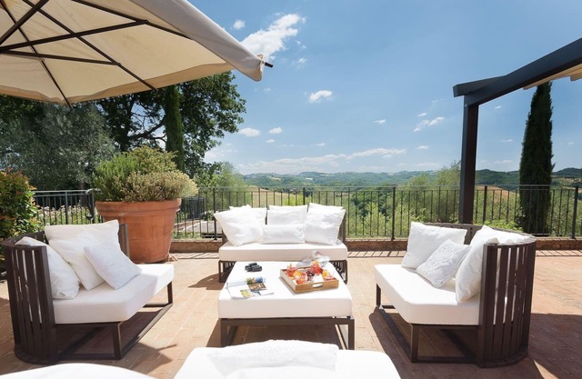 Holiday house Asciano for 1 - 16 persons with 8 bedrooms - Holiday home