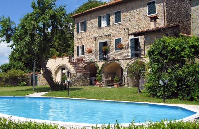 Holiday house Bagni di Lucca for 1 - 14 persons with 6 bedrooms - Holiday home